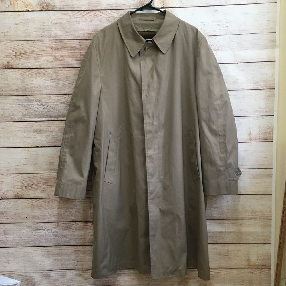 VINTAGE LONDON FOG TRENCH COAT‎ IN TAN WITH REMOVABLE LINING